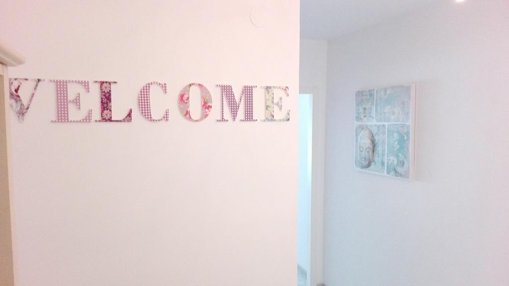 Sweet Caroline Apartment Valenza Esterno foto